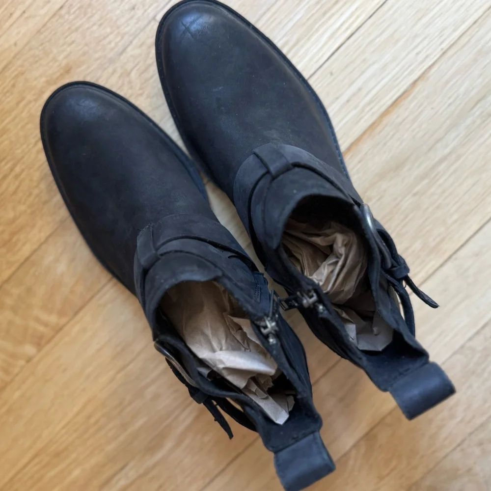 UGG Wylma Boots Black - Picture 7 of 10